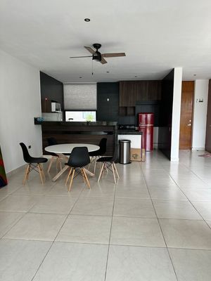 EN VENTA CASA EN OTAVIA CONKAL 3 HABITACIONES