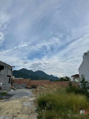 TERRENO EN VENTA EN COL. BOSQUES DE LAS MISIONES, SANTIAGO N.L.