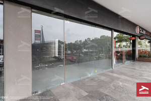 Se Vende o se Renta Local comercial en Central Plaza