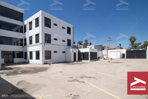 Se Renta Edificio comercial en Calle Negrete