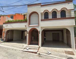 CASA  EN VENTA CONTRY SOL 2 SECTOR