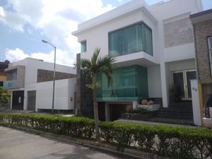 EN VENTA RESIDENCIA DE 5 RECÁMARAS EN MARQUEZA, ÁNIMAS