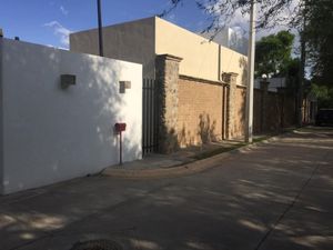 VENTA DE TERRENO EN CERRADA LA MEZQUITERA