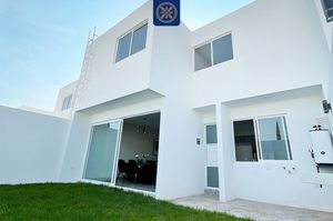 VENTA DE CASA EN MOLINO DE LAS FLORES MODELO JACINTO