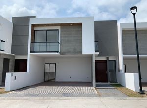 CASA EN VENTA EN PRIVADA CON VISTA AL MAR, LOMAS DEL SOL, ALVARADO, VERACRUZ