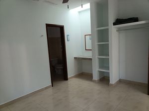 Venta Casa con departamento Rejoyada