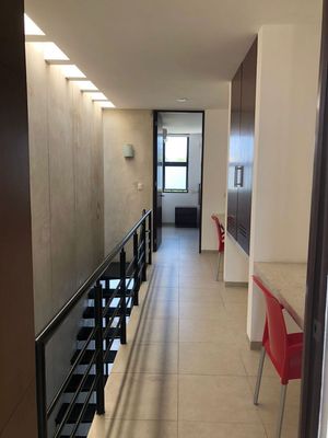 RENTA MODERNO TOWNHOUSE AMUEBLADO