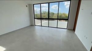 Casa en Temozon Norte, recamara en planta baja y piscina