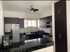 Hermosa casa amueblada piscina 3 rec en privada,  cerca Galerías MÉRIDA, RENTA