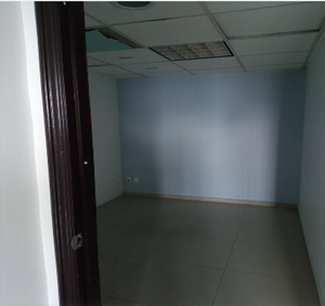 OFICINA COMERCIAL EN VENTA - VARSOVIA