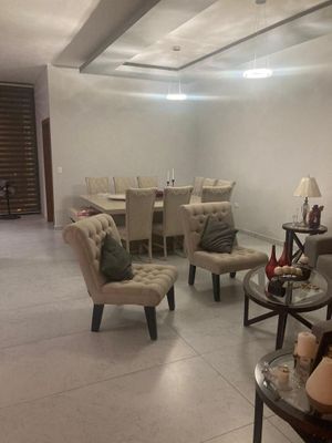 MODERNA RESIDENCIA EN UNO DE LOS MEJORES  FRACCIONAMIENTOS DE SALTILLO