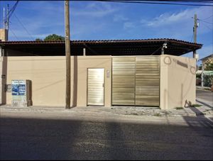 CASA EN ESQUINA EN LA COL GARCIA GINERES