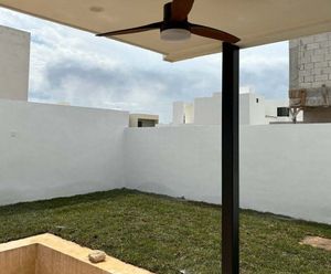 CASA EN RENTA EN PRIVADA RESIDENCIAL TAMORA | NORTE DE MÉRIDA  | CONKAL