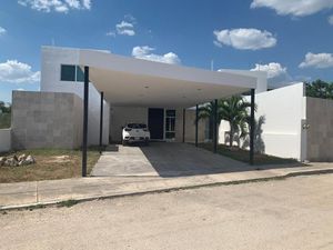 CASA EN VENTA EN LOMAS DE DZITYA, AL NORTE DE MÉRIDA