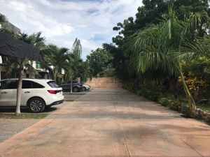 VENTA DE TOWNHOUSE AL NORTE DE MERIDA, YUC. 2 RECAMARAS 2 BAÑOS.