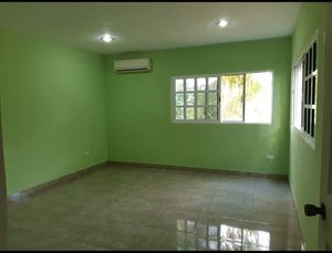 CASA QUINTA EN VENTA EN MERIDA, YUCATAN. A 200 MTS DE PERIFERICO.