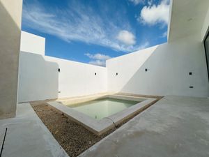 CASA EN VENTA EN PRIVADA SOLUNA TEMOZÓN DE UNA PLANTA