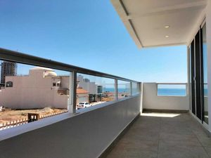 HERMOSA CASA ESTILO MODERNO EN ROSARITO PUNTA AZUL 3 NIVELES 5 BAÑOS