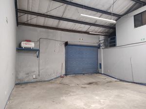 Bodega Comercial en Renta