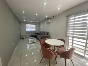 CASA EN RENTA TIPO LOFT CON EXCELENTE UBICACION