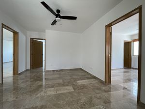 CASA EN VENTA EN MONTEBELLO, MÉRIDA