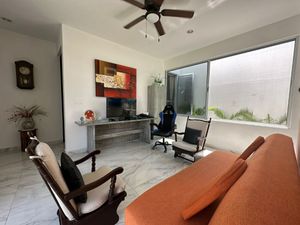 CASA EN VENTA EN PRIVADA BOSQUES DE CONKAL