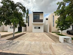 CASA EN VENTA EN LEANDRO VALLE, MÉRIDA