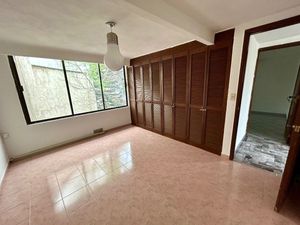 ÁGUILAS PILARES, cerca de Periférico Casa Venta