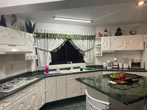 CASA EN VENTA EN PASEOS DEL BOSQUE NAUCALPAN