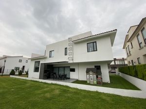 Casa en Renta Rincón de los Encinos Lerma, rápido acceso a la México -Toluca