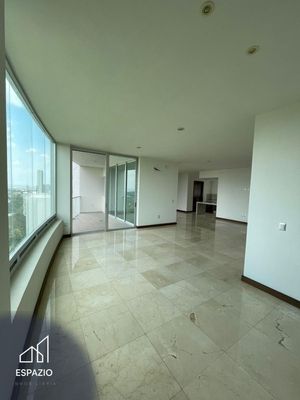 Penthouse  de Lujo en  Lugano - Puerta de Hierro