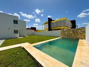 CASA EN VENTA EN CONKAL, YUCATÁN.