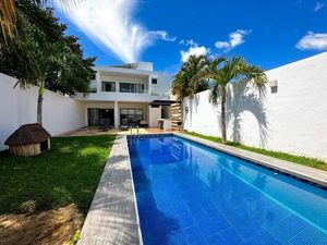 CASA EN VENTA MONTES DE AMÉ, MÉRIDA, YUCATÁN