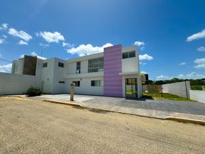 CASA EN VENTA EN CONKAL, YUCATÁN.