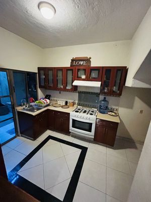 Casa en VENTA Av. las Torres Cancún