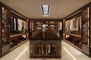 Walk in Closet 2