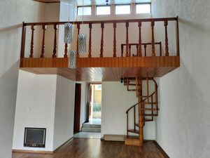 CASA CON DEPARTAMENTO EN VENTA EN JARDINES DE LA MONTAÑA