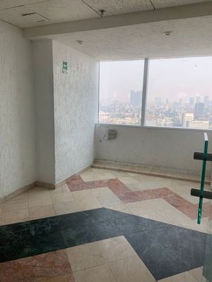 Oficina en Renta en Torre WTC, piso 21 de 83 m2.