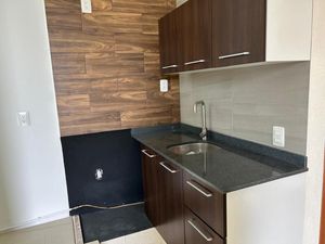 DEPARTAMENTO REMODELADO EN CALZ. DE LAS ÁGUILAS