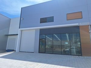 Venta Bodega industrial, 350 m2 libr. Norponiente, Querétaro