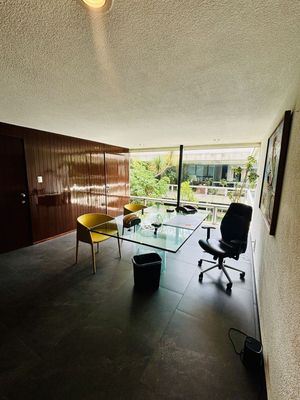 Venta Casa con Uso de Suelo Para Oficinas en Lomas de Reforma, Miguel Hidalgo