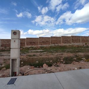 TERRENO PLANO EN GRAN PEÑON