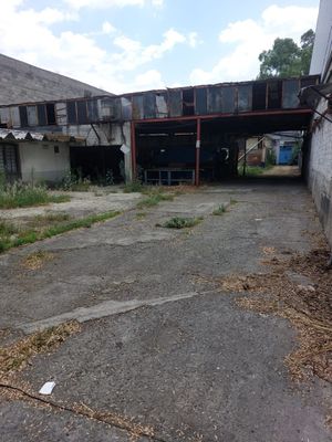 Venta de terreno en Parque industrial