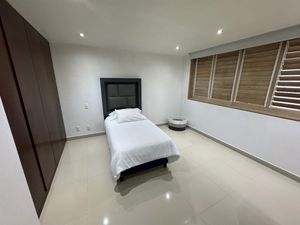 Departamento remodelado en venta