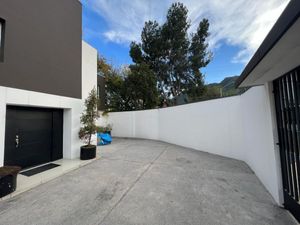 CASA EN VENTA EN LAS TORRES