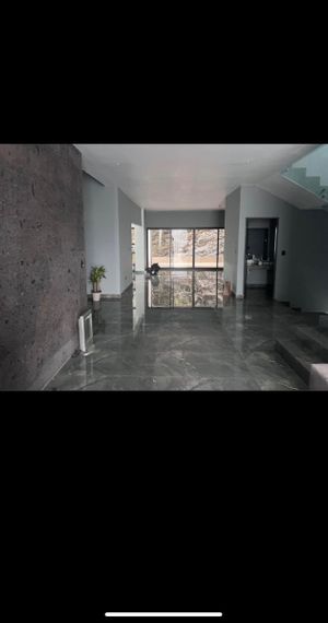 CASA EN VENTA EN CONTRY SOL GPE $9,200,000