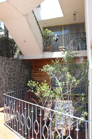 Casa en Venta, Bosque de las Lomas, 6 Recámaras