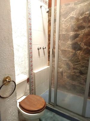 Baño completo en planta baja