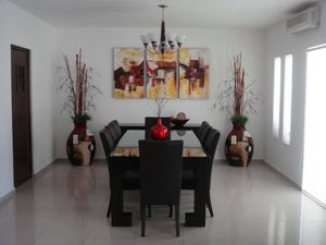 VENTA DE CASA EN CUMBRES 6o SECTOR