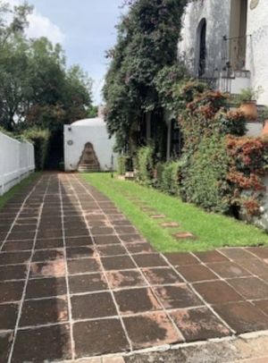 Renta de Acogedor Estudio en Lomas de Chapultepec